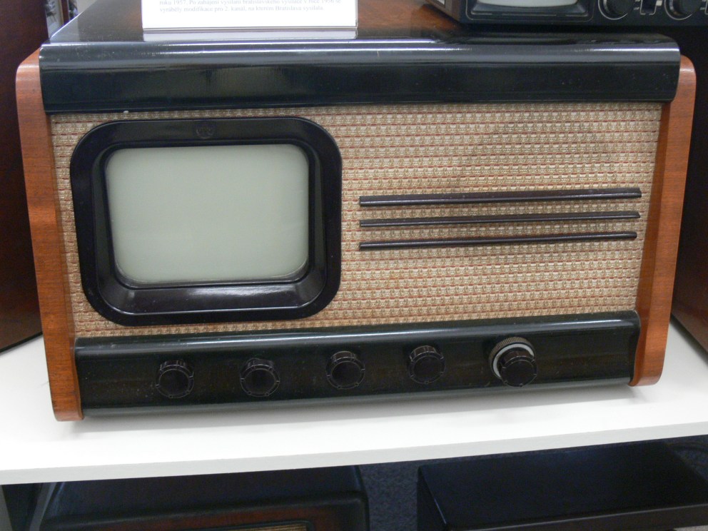 Televizor Tesla 4001A